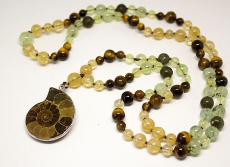 Zeige Details für Mala "Feuer, Wasser, Erde, Geist" Bild von Mala "Feuer, Wasser, Erde, Geist"